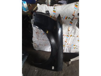 Levý přední blatník Audi A4 b6