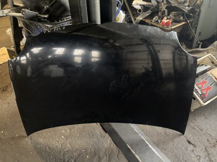 Kapota VW Polo