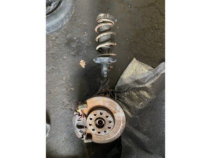 Těhlice leva přední Audi A3 2.0tdi