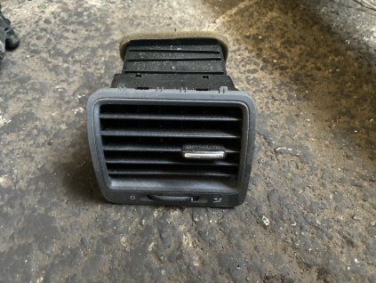 Průduch ventilace VW Golf V 1K0 819 703 B 1K0819703B