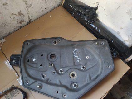 Levá zadní stahovačka Superb 2