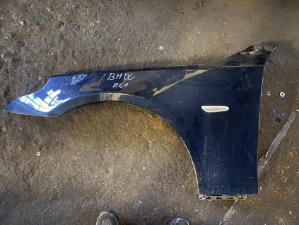 Blatník levý přední BMW E61