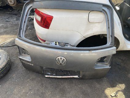 Páté dveře VW Touareg