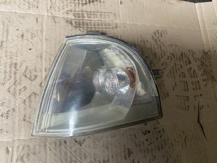 Blinkr pravý přední Škoda Octavia 1