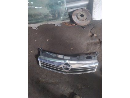 Přední maska Opel Astra