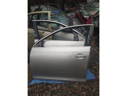 Levé přední dveře VW golf 5 combi