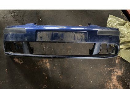 Přední nárazník VW Golf V