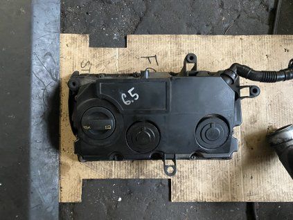 Víko hlavy válců VW Golf V 03G 103 475 E 03G103475E