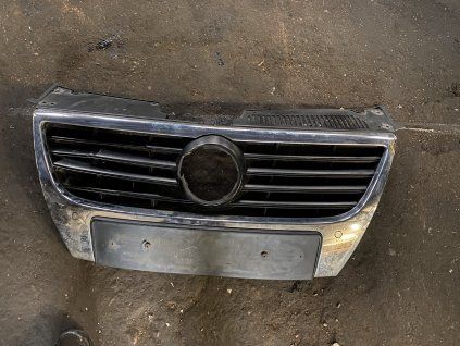 Přední maska VW Passat B6