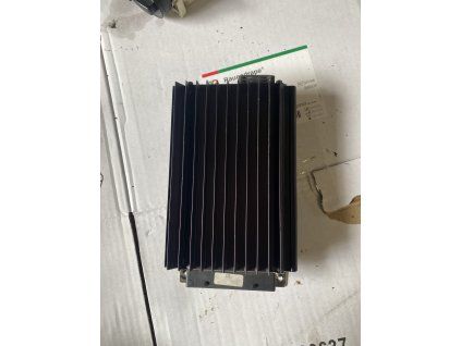 Zesilovač Audi A8 D3 4E0 035 223 A 4E0035223A