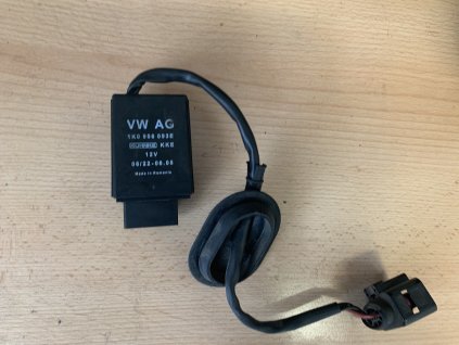 Řídící jednotka pro palivové čerpadlo 1K0 906 093 E, 1K0906093E