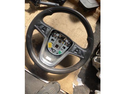 Multifunkční volant Opel Mokka