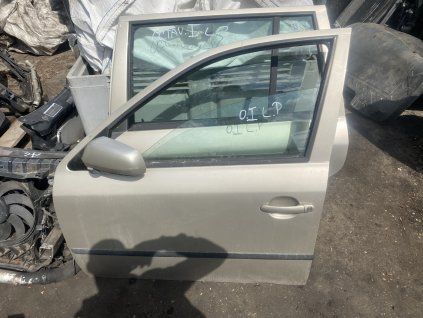 Dveře levé přední Škoda Octavia 1