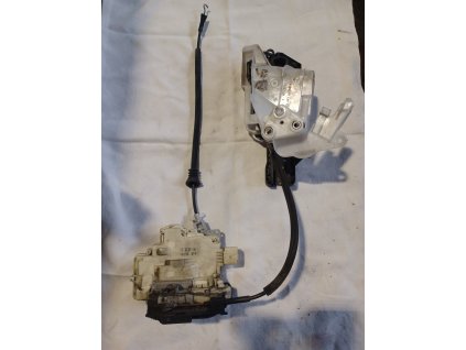 Zamek zadních dveří VW Passat b6 combi 3C1 837 016 A 3C1837016A