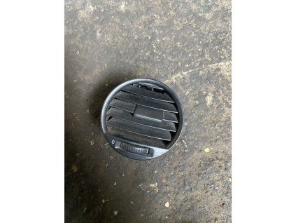 Průduch ventilace VW Caddy 2K0 819 703 B 2K0819703B
