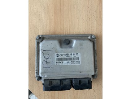 Řídící jednotka motoru 06A 906 032 EE, 06A906032EE