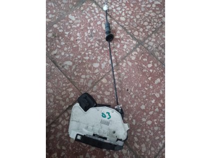 Zámek dveří levý zadní Octavia3 5E0 839 016 5E0839016