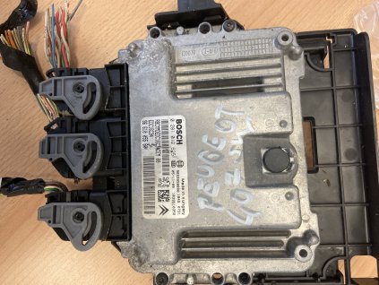 Řídící jednotka 0 281 012 625