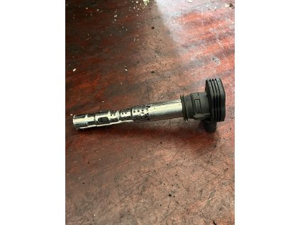 Zapalovací cívka 06F 905 115F, 06F905115F