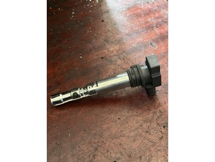 Zapalovací cívka 03D 905 715 A, 03D905715A