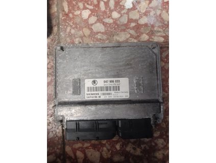 Řídící jednotka motoru 047 906 033 047906033