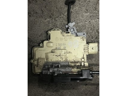 Zámek dveří PRAVY ZADNÍ PASSAT B6  3C4 839 016 A ,3C4839016A