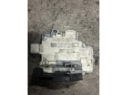Zámek dveří 3C2 837 015 A, 3C2837015A Zámek dveře přední levý AUDI Q7, SEAT Ibiza, SKODA Superb, VW Passat (B6),