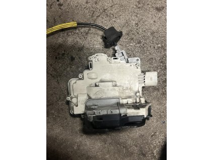 Zámek dveří PRAVY ZADNI AUDI A6 C6 4F0 839 016, 4F0839016