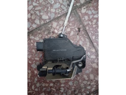 Zámek dveří levy Predni a6 C5 4B1 837 015 B 4B1837015B