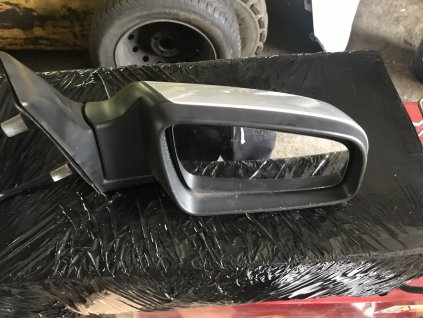 6B4B8051 A00C 41E0 A4DE 2687891F251D