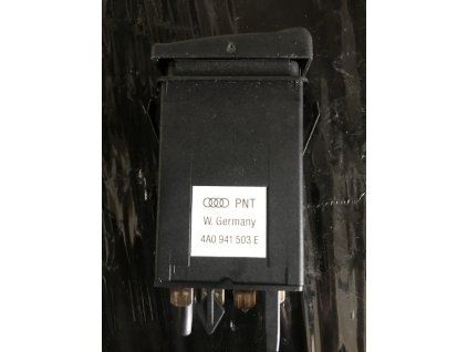 DE5B228C 44AE 4DFD BD86 CEB900EE69CA