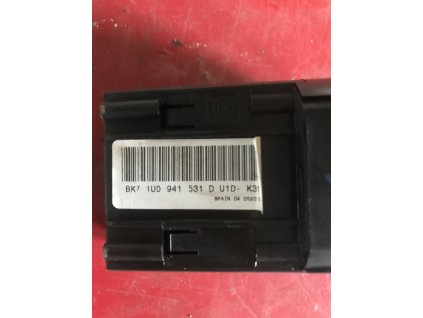 DF89EA26 F7FD 4FCA B8DE B7E5EF52DBE3