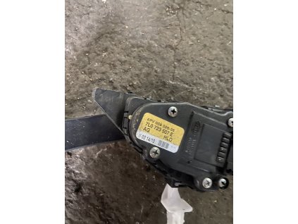 Plynový pedál 7L0 723 507 E,7L0723507E