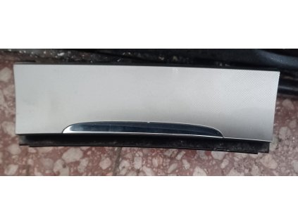 Popelnik passat b6 3C0 863 284 A 3C0863284A