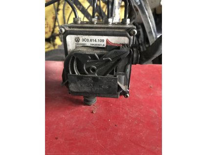 90340D1C 4B6D 4B67 9100 ECA9A0E5BC67