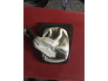 E943CB22 0120 46EE 9A32 4DFBB9F7FDE4