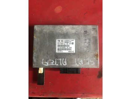 63C027E7 B1AA 4191 B123 7ED013F02629