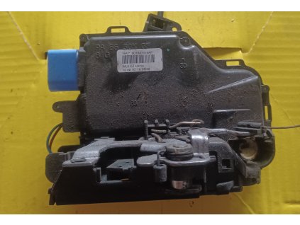 Zámek dveří levý přední Škoda vw  3D1 837 015 AP 3D1837015AP