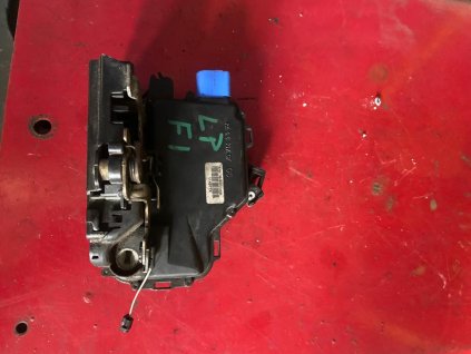 Levý přední zámek centrálního zamykání Škoda Fabia 1 Seat Ibiza Cordoba VW Polo 3B1 837 015 AM Levý přední zámek centrálního zamykání Škoda Fabia 1 Seat Cordoba Ibiza VW Polo 3B1837015AM