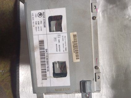 Rádio CD přehrávač Stream Octavia2 1Z0 035 161 B Rádio CD přehrávač Stream Octavia2 2Z0036161B