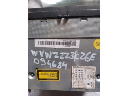 Rádio CD přehrávač Škoda Octavia2 Superb2 Golf5 Passat B6 VW RCD 300 Chrome BVX 1K0 035 186 ASuperb2 Golf5 Passat B6 VW RCD 300 Chrome BVX 1K0035186A