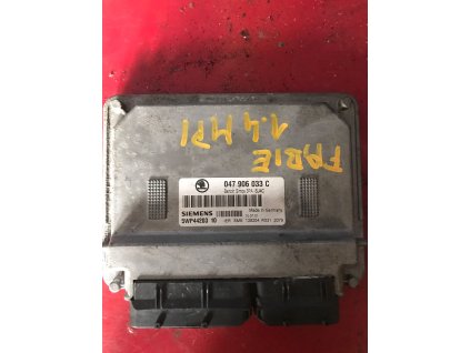 Řídící jednotka motoru Škoda Fabia1 1.4mpi 047 906 033 C Řídící jednotka motoru Škoda Fabia1 1.4mpi 047906033C