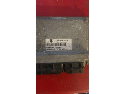 Řídící jednotka motoru 03E 906 033 A 03E906033A