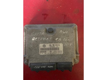 Řídící jednotka motoru 06A 906 018 DJ 06A906018DJ