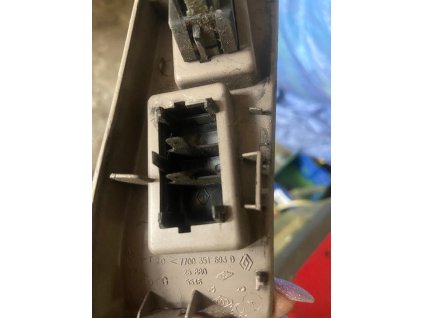Spínač ovládání stahování oken Renault Master 7700 351 603 D 7700351693D