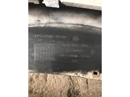 Spoiler předního nárazníku Passat B6 3C0 805 903 3C0805903