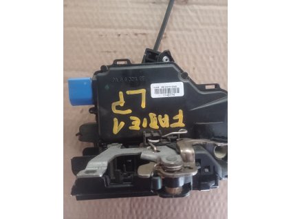 Zámek dveří  levy přední Škoda Fabia 1 3B1 837  015 AM 3B1837015AM