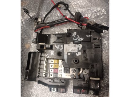 Pojistkovy blok Porsche Cayenne touareg Q7  7P0 937 548 7P0937548
