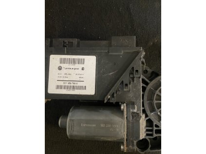 Motorek stahování oken 3D1 959 793 E 3D1959793E