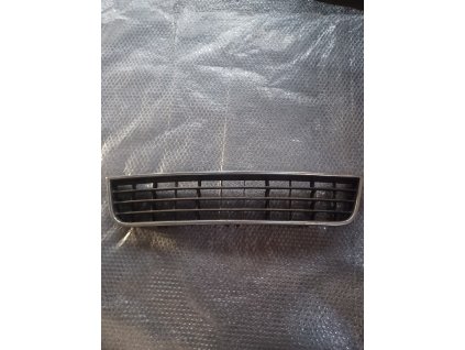 Mřížka kapoty 4B0 807 683 L 4B0807683L